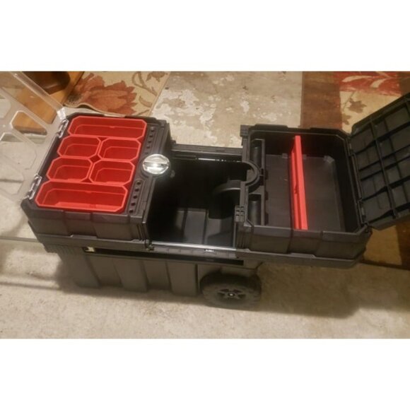 Resin Rolling Tool Box with Locking System and Removable Bins - Picture 5 of 5